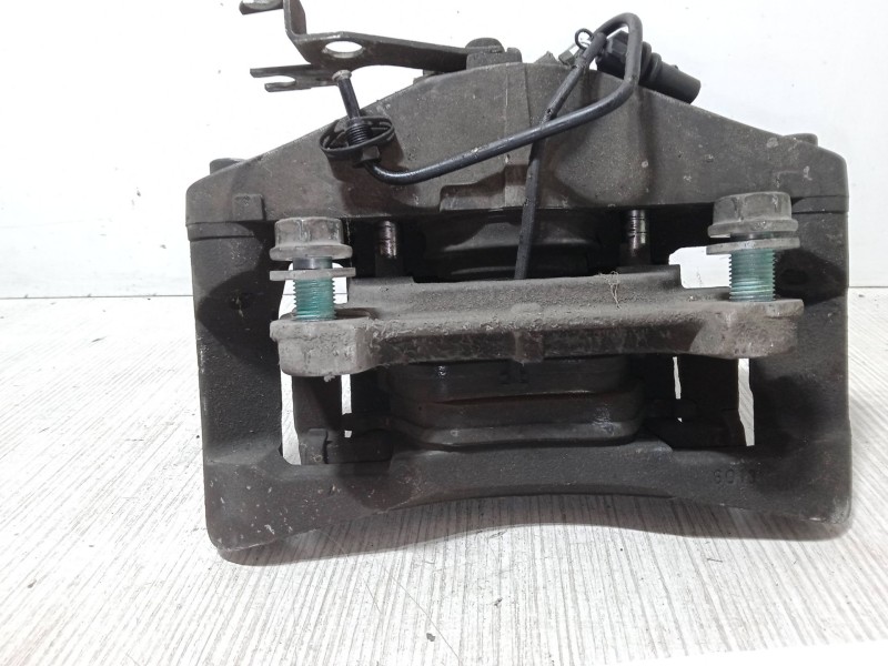 Recambio de pinza freno delantera derecha para audi a6 c6 avant (4f5) 3.0 tdi quattro referencia OEM IAM   