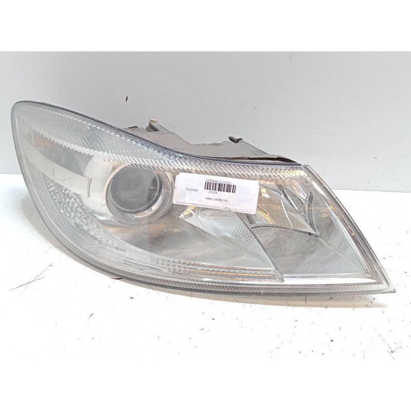 Recambio de faro derecho para skoda octavia ii (1z3) 1.6 tdi referencia OEM IAM 1Z1941016  1EL24705202