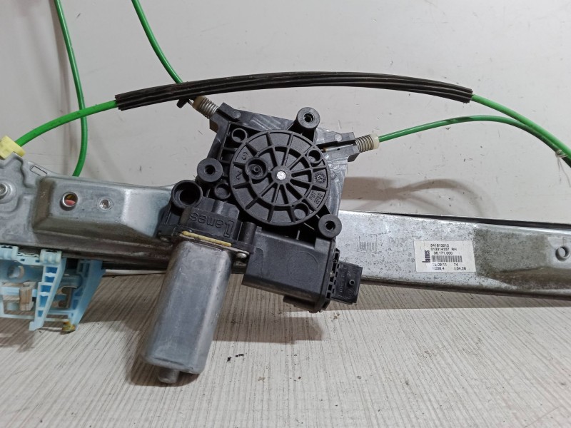 Recambio de elevalunas electrico delantero derecho para opel corsa d (s07) 1.0 (l08, l68) referencia OEM IAM   