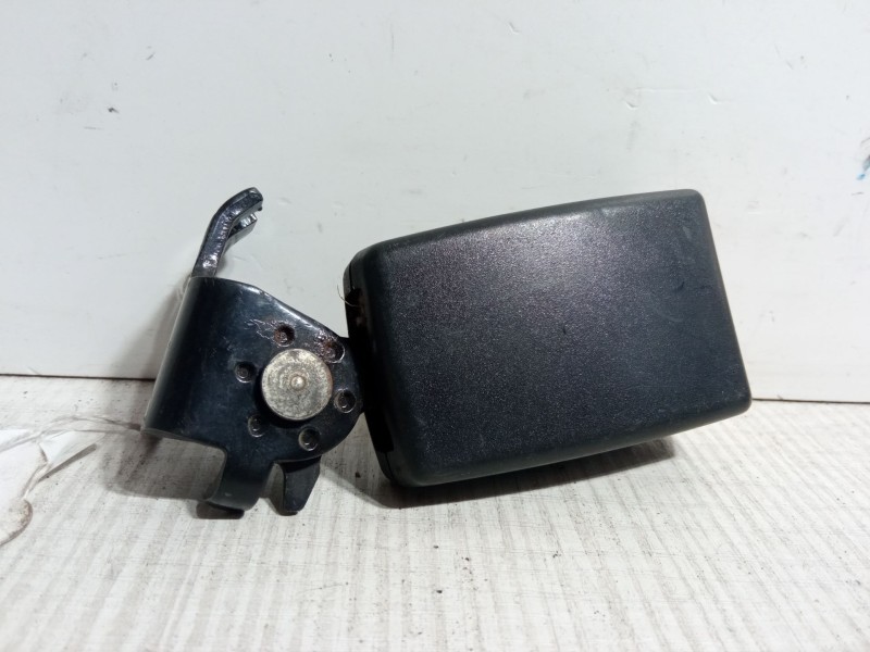 Recambio de anclaje cinturon trasero derecho para opel corsa d (s07) 1.3 cdti (l08, l68) referencia OEM IAM F13276908  