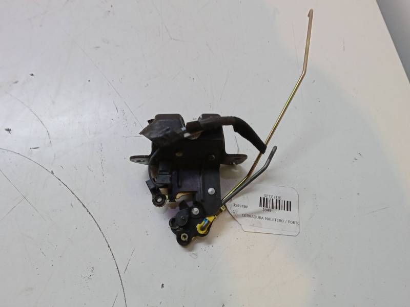 CERRADURA MALETERO / PORTON 