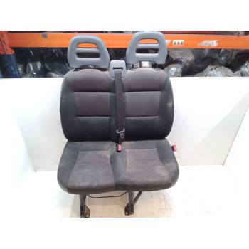ASIENTO DELANTERO DERECHO 