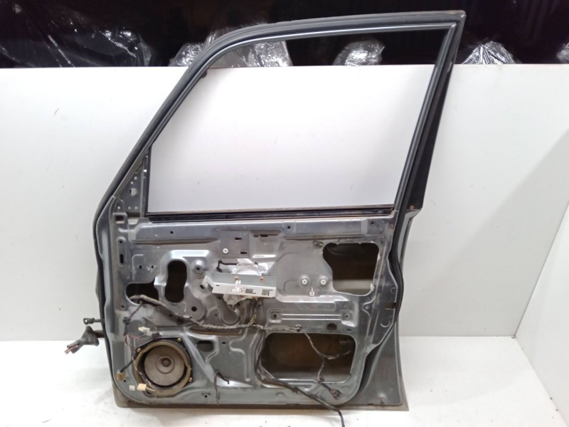 Recambio de puerta delantera derecha para mitsubishi montero io i (h6_w, h7_w) 1.8 (h76w, h66w) referencia OEM IAM   