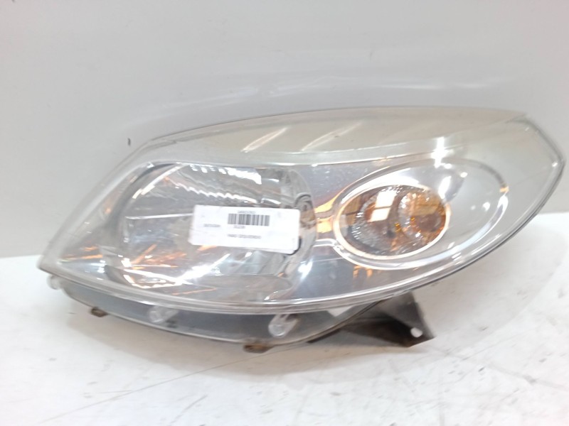 Recambio de faro izquierdo para dacia sandero 1.5 dci referencia OEM IAM   