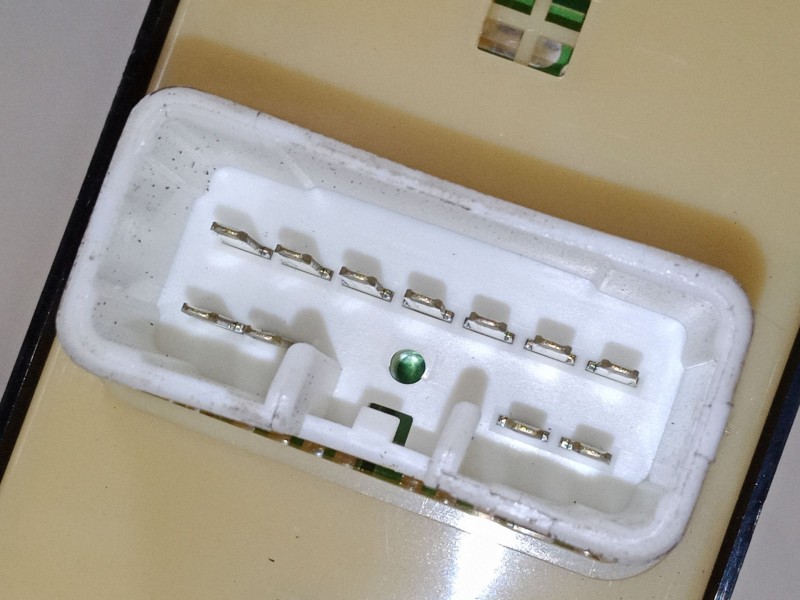 Recambio de mando elevalunas delantero izquierdo para hyundai santa fé i (sm) 2.0 crdi referencia OEM IAM   