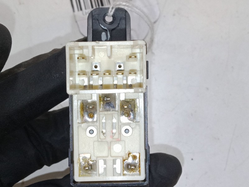 Recambio de mando elevalunas trasero derecho para hyundai santa fé i (sm) 2.0 crdi referencia OEM IAM   