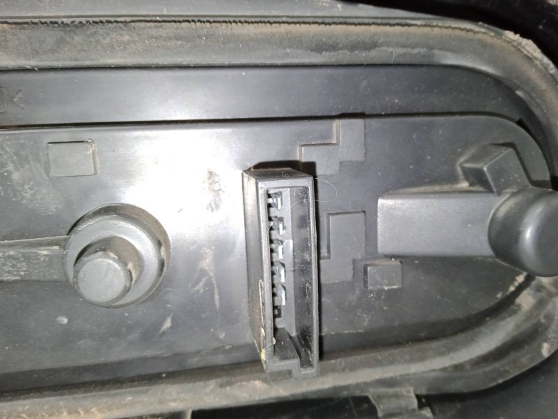 Recambio de piloto trasero izquierdo para smart smart for two mcc01b03e3 referencia OEM IAM   