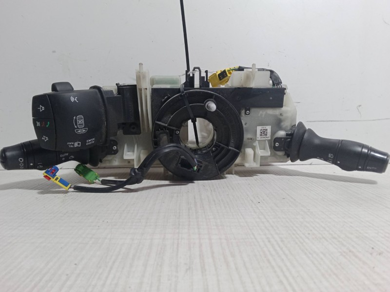 Recambio de mando luces para renault megane iii hatchback (bz0/1_, b3_) 1.5 dci referencia OEM IAM 255670019R--A  