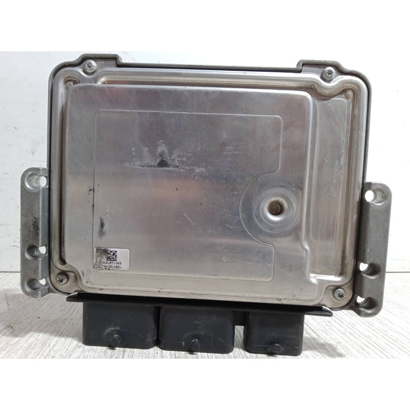 Recambio de centralita motor uce para peugeot 207 cc (wd_) 1.6 16v referencia OEM IAM 96631937809664738680 MEV17.4 0261201505