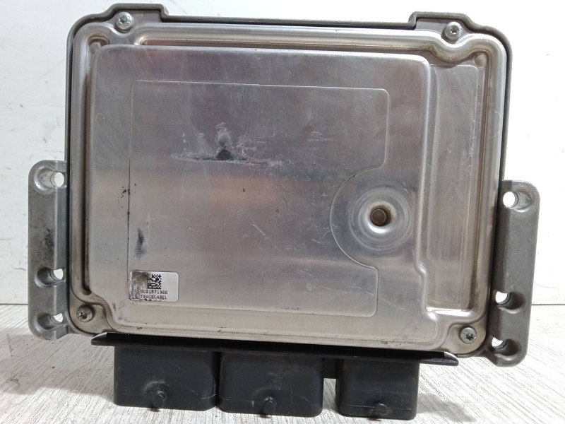 Recambio de centralita motor uce para peugeot 207 cc (wd_) 1.6 16v referencia OEM IAM 96631937809664738680 MEV17.4 0261201505