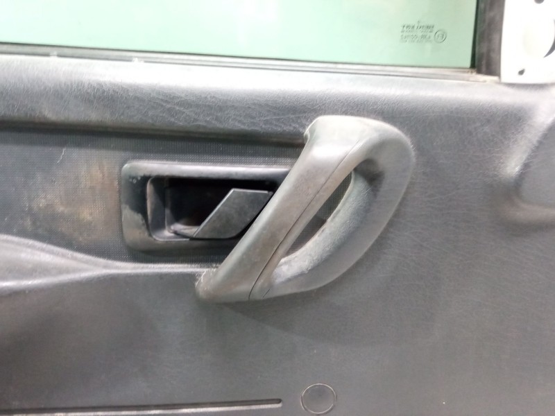 Recambio de puerta delantera izquierda para peugeot partner caja/chasis 1.6 hdi referencia OEM IAM   