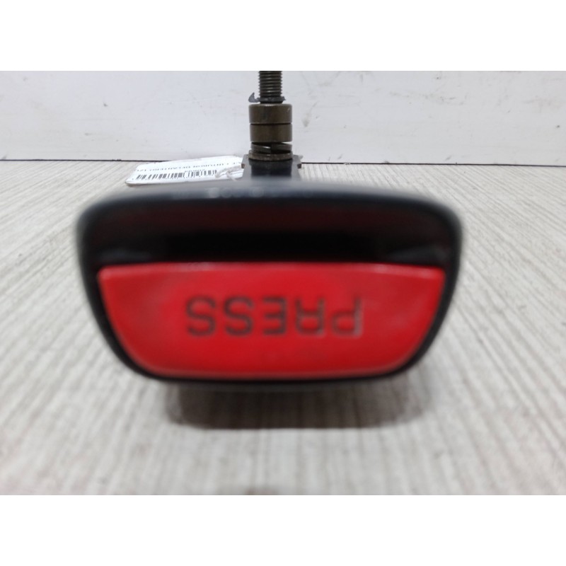 Recambio de anclaje cinturon delantero izquierdo para nissan almera i hatchback (n15) 1.4 s, gx, lx referencia OEM IAM NSB1057  