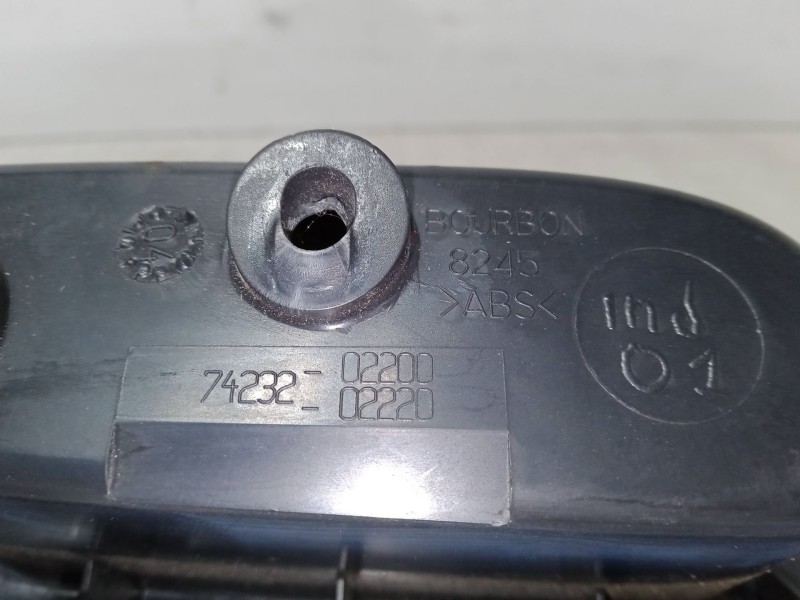 Recambio de mando elevalunas delantero izquierdo para toyota corolla (_e12_) 1.4 d (nde120_) referencia OEM IAM 74232-02200  