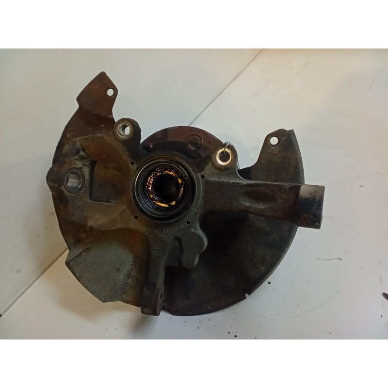 Recambio de mangueta delantera izquierda para mitsubishi l200 (k7_t, k6_t, k5_t) 2.5 td 4wd (k74t) referencia OEM IAM   