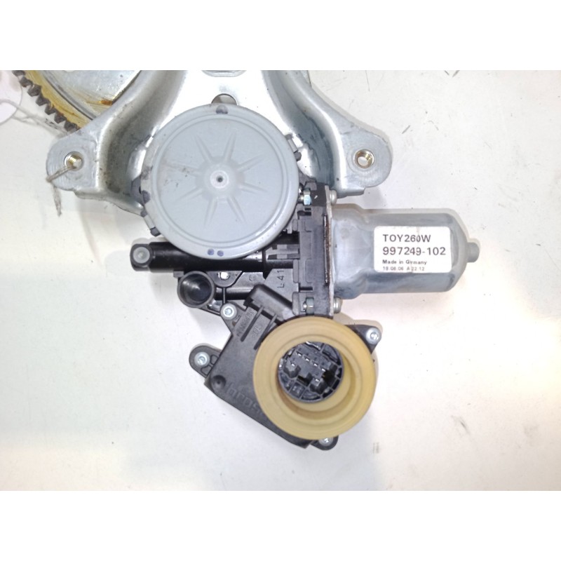 Recambio de elevalunas electrico delantero derecho para toyota corolla verso (zer_, zze12_, r1_) 2.2 d-4d (aur10_) referencia OE