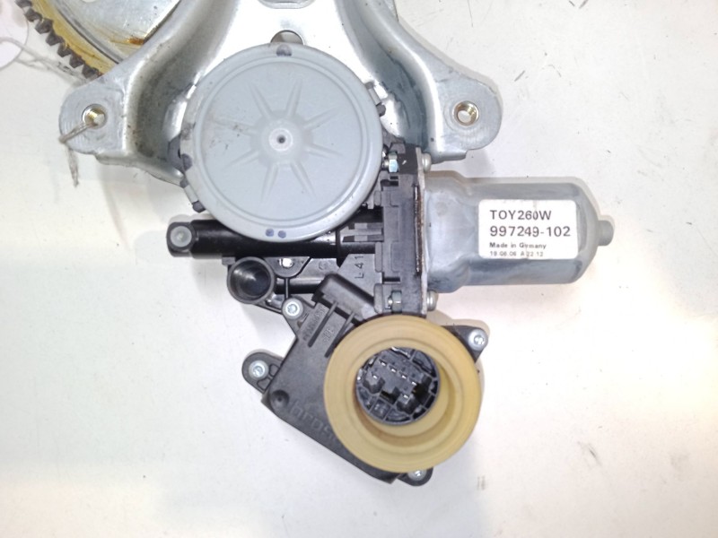 Recambio de elevalunas electrico delantero derecho para toyota corolla verso (zer_, zze12_, r1_) 2.2 d-4d (aur10_) referencia OE