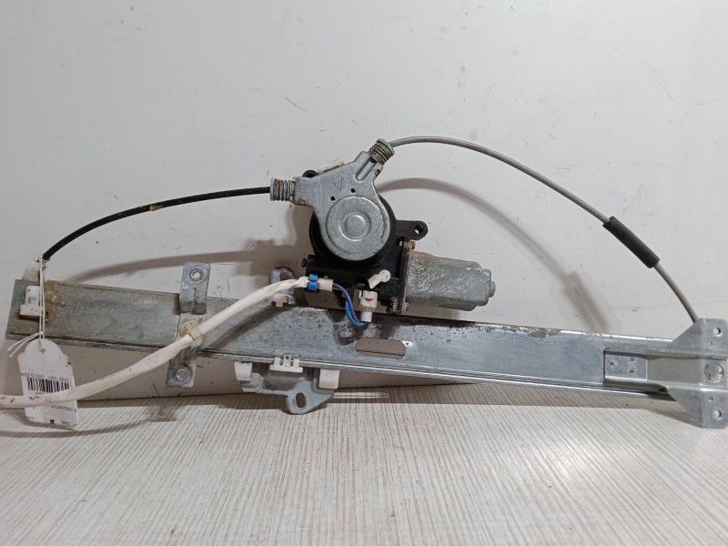 Recambio de elevalunas electrico delantero derecho para honda jazz ii (gd_, ge3, ge2) 1.2 i-dsi (gd5, ge2) referencia OEM IAM   