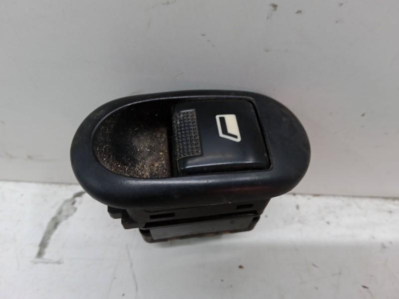 Recambio de mando elevalunas delantero derecho para citroën c2 (jm_) 1.4 hdi referencia OEM IAM   