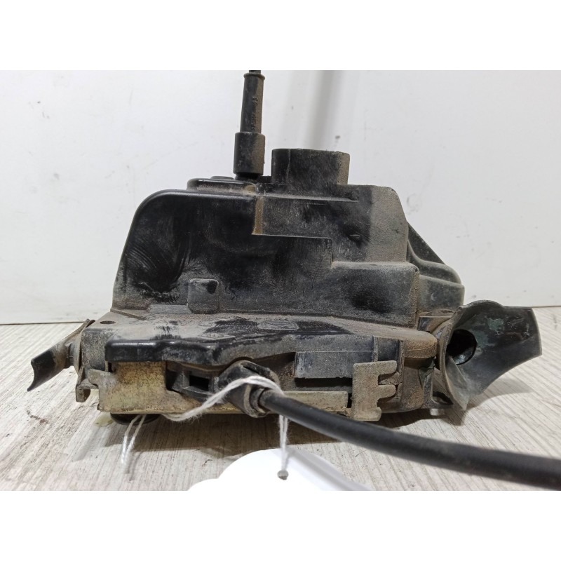 Recambio de cerradura puerta delantera izquierda para renault laguna ii (bg0/1_) 1.9 dci (bg08, bg0g) referencia OEM IAM   