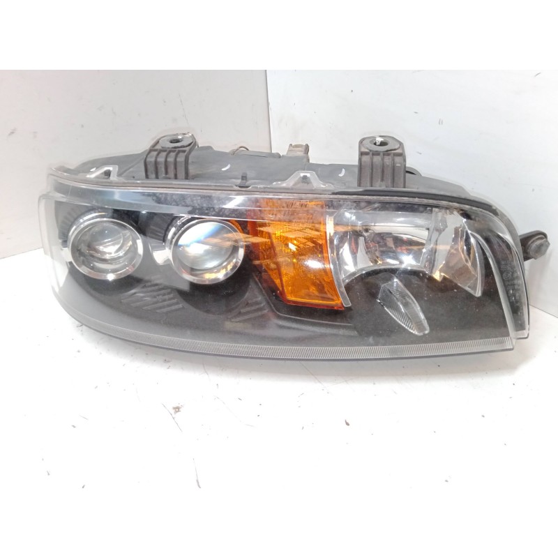 Recambio de faro derecho para fiat punto furgoneta/hatchback (188_) 1.2 60 referencia OEM IAM   