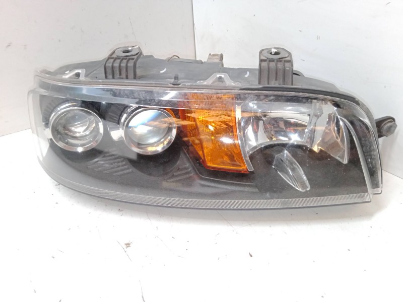Recambio de faro derecho para fiat punto furgoneta/hatchback (188_) 1.2 60 referencia OEM IAM   