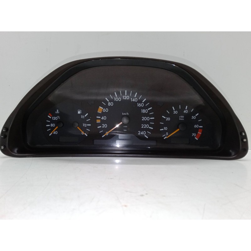 Recambio de cuadro instrumentos para mercedes-benz clase e (w210) e 230 (210.037) referencia OEM IAM 87001314 2105401147(04) 110