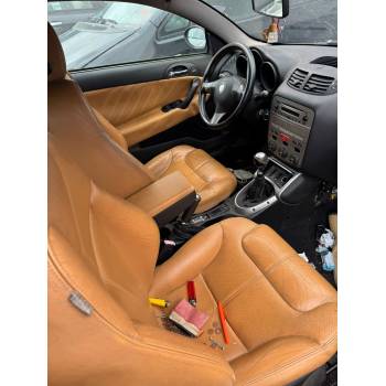 ALFA ROMEO GT (937_)