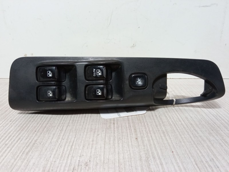 Recambio de mando elevalunas delantero izquierdo para chevrolet tacuma monospace (u100) 1.6 referencia OEM IAM 96190771  
