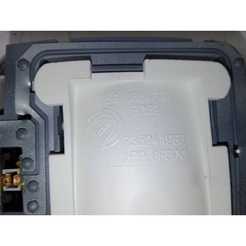 Recambio de luz interior delantera para fiat punto furgoneta/hatchback (188_) 1.2 60 referencia OEM IAM 73524496S  