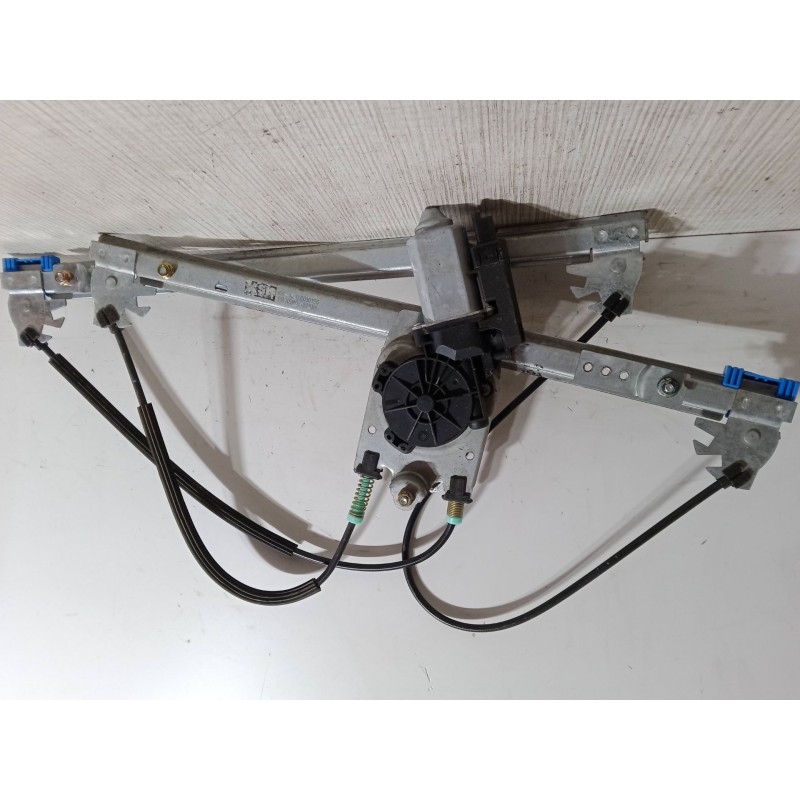 Recambio de elevalunas electrico delantero derecho para renault laguna ii (bg0/1_) 1.9 dci (bg08, bg0g) referencia OEM IAM   