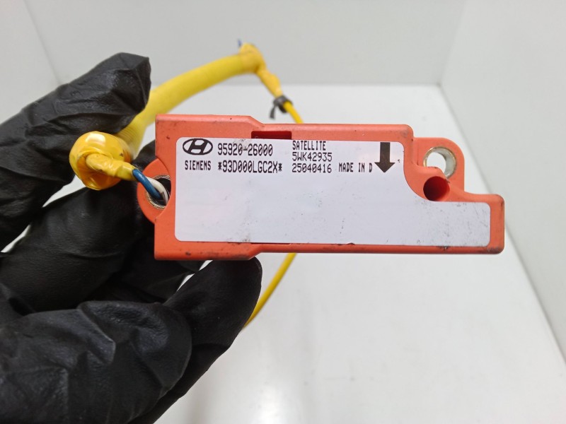 Recambio de cinturon con pretensor delantero derecho para hyundai santa fé i (sm) 2.0 crdi referencia OEM IAM CONSRSAirbagsensor
