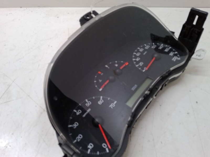 Recambio de cuadro instrumentos para fiat punto furgoneta/hatchback (188_) 1.2 60 referencia OEM IAM 46753574  