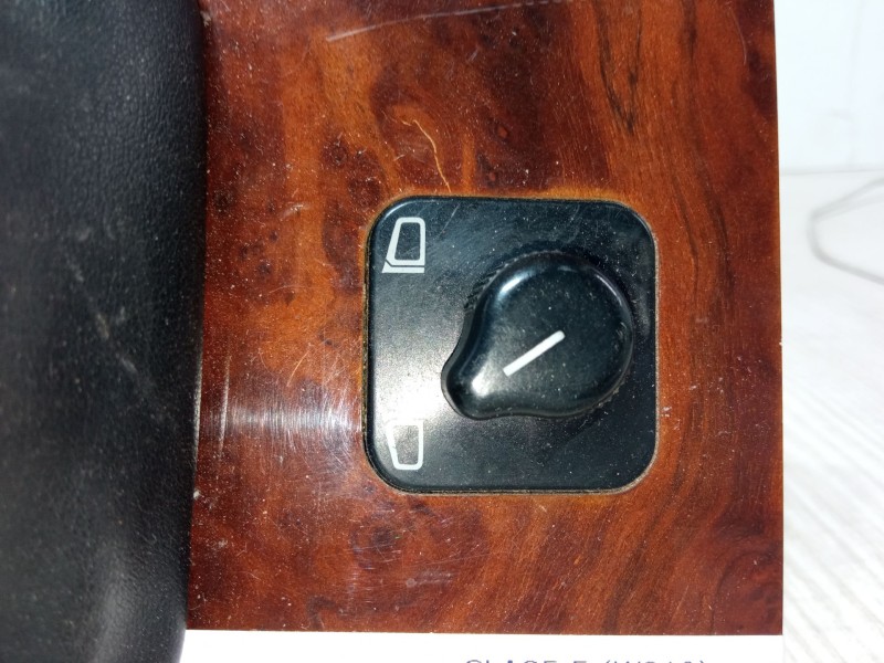 Recambio de mando elevalunas delantero izquierdo para mercedes-benz clase e (w210) e 230 (210.037) referencia OEM IAM 2108200110