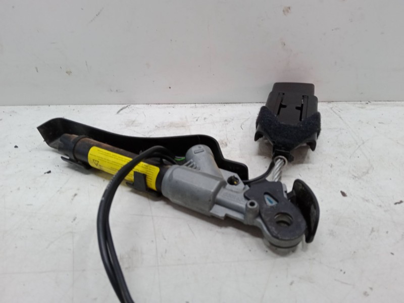 Recambio de anclaje cinturon delantero derecho para citroën c2 (jm_) 1.4 hdi referencia OEM IAM   