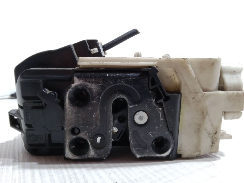 Recambio de cerradura puerta delantera izquierda para hyundai i30 (fd) 1.6 crdi referencia OEM IAM   