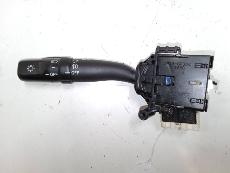 Recambio de mando de intermitencia para toyota corolla verso (zer_, zze12_, r1_) 2.2 d-4d (aur10_) referencia OEM IAM 8414005110