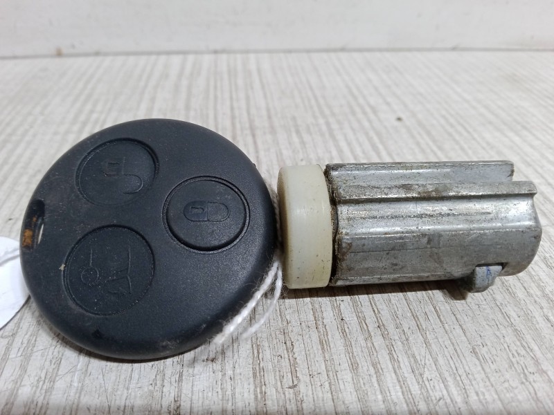Recambio de clausor para smart fortwo coupé (450) 0.7 (450.352, 450.332) referencia OEM IAM   
