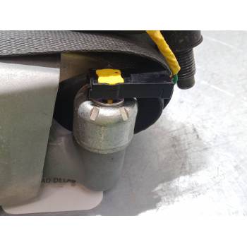 CINTURON SEGURIDAD DELANTERO DERECHO 