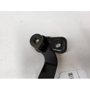 ANCLAJE CINTURON DELANTERO DERECHO 