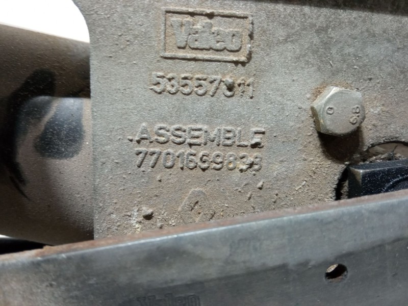 Recambio de motor limpia trasero para renault twingo i (c06_) 1.2 (c066, c068) referencia OEM IAM 7701669836  