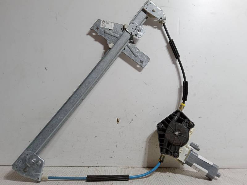 ELEVALUNAS ELECTRICO DELANTERO DERECHO 