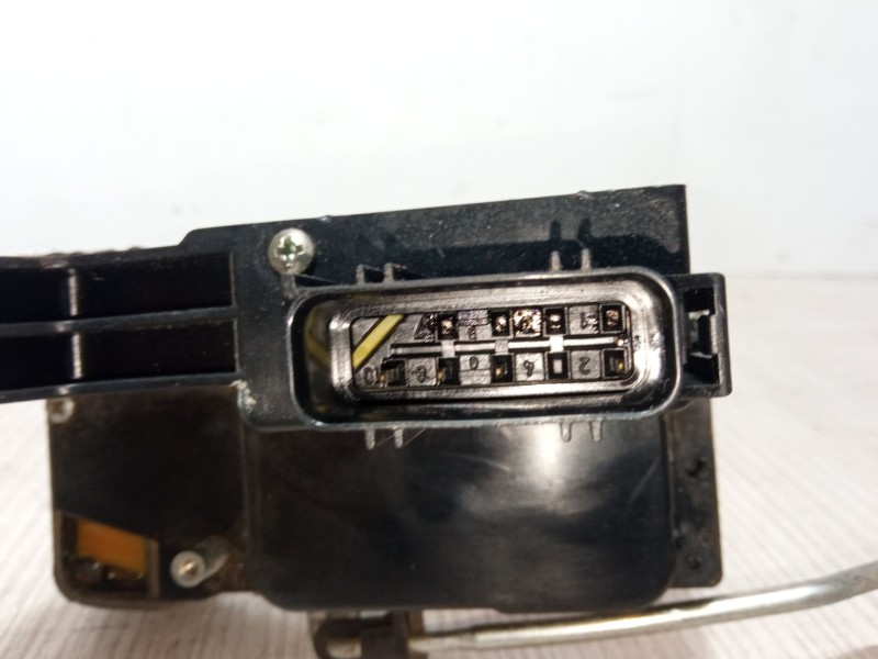 Recambio de cerradura puerta delantera derecha para ford fiesta v (jh_, jd_) 1.4 tdci referencia OEM IAM   