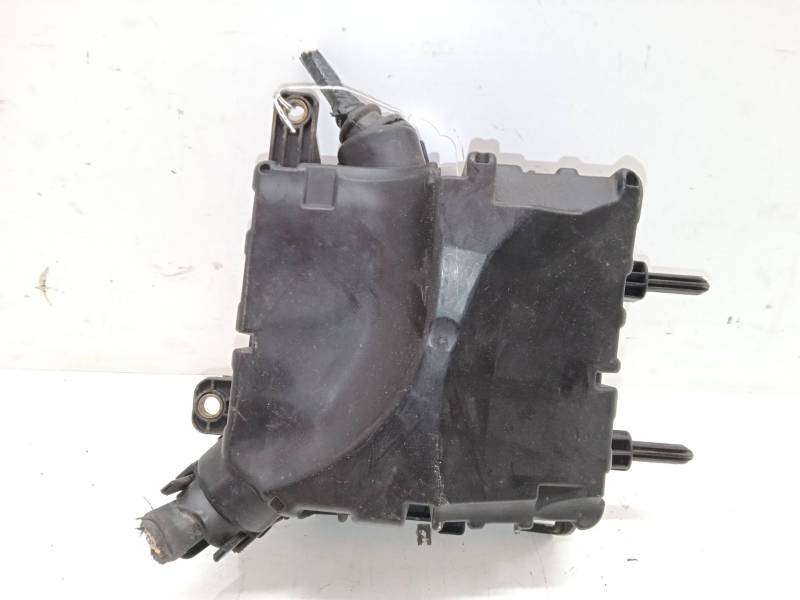CAJA RELES / FUSIBLES 284B60008RE 