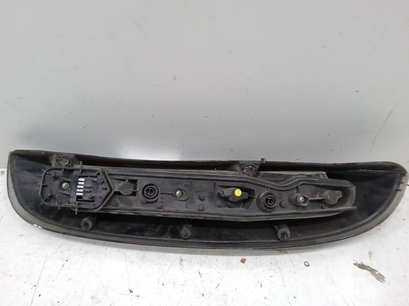 Recambio de piloto trasero derecho para opel corsa c (x01) 1.3 cdti (f08, f68) referencia OEM IAM   