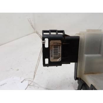 CERRADURA PUERTA TRASERA IZQUIERDA 