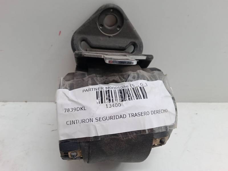 CINTURON SEGURIDAD TRASERO DERECHO 