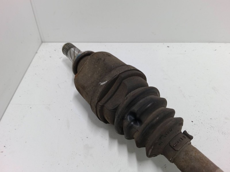 Recambio de transmision delantera izquierda para renault clio iii (br0/1, cr0/1) 1.4 16v referencia OEM IAM   