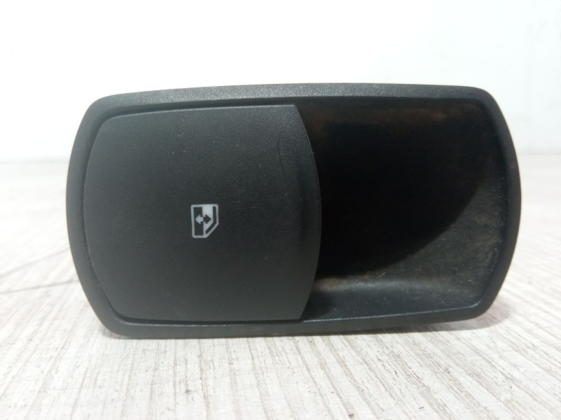 Recambio de mando elevalunas delantero derecho para opel corsa d (s07) 1.4 (l08, l68) referencia OEM IAM 13189333RW 315625731 40