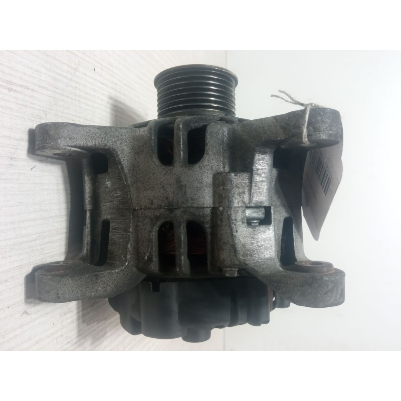 Recambio de alternador para renault clio iii (br0/1, cr0/1) 1.2 16v (br02, br0j, br11, cr02, cr0j, cr11) referencia OEM IAM TG9B