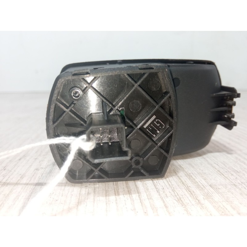 Recambio de mando elevalunas delantero derecho para opel corsa d (s07) 1.4 (l08, l68) referencia OEM IAM 13189333RW 315625731 40